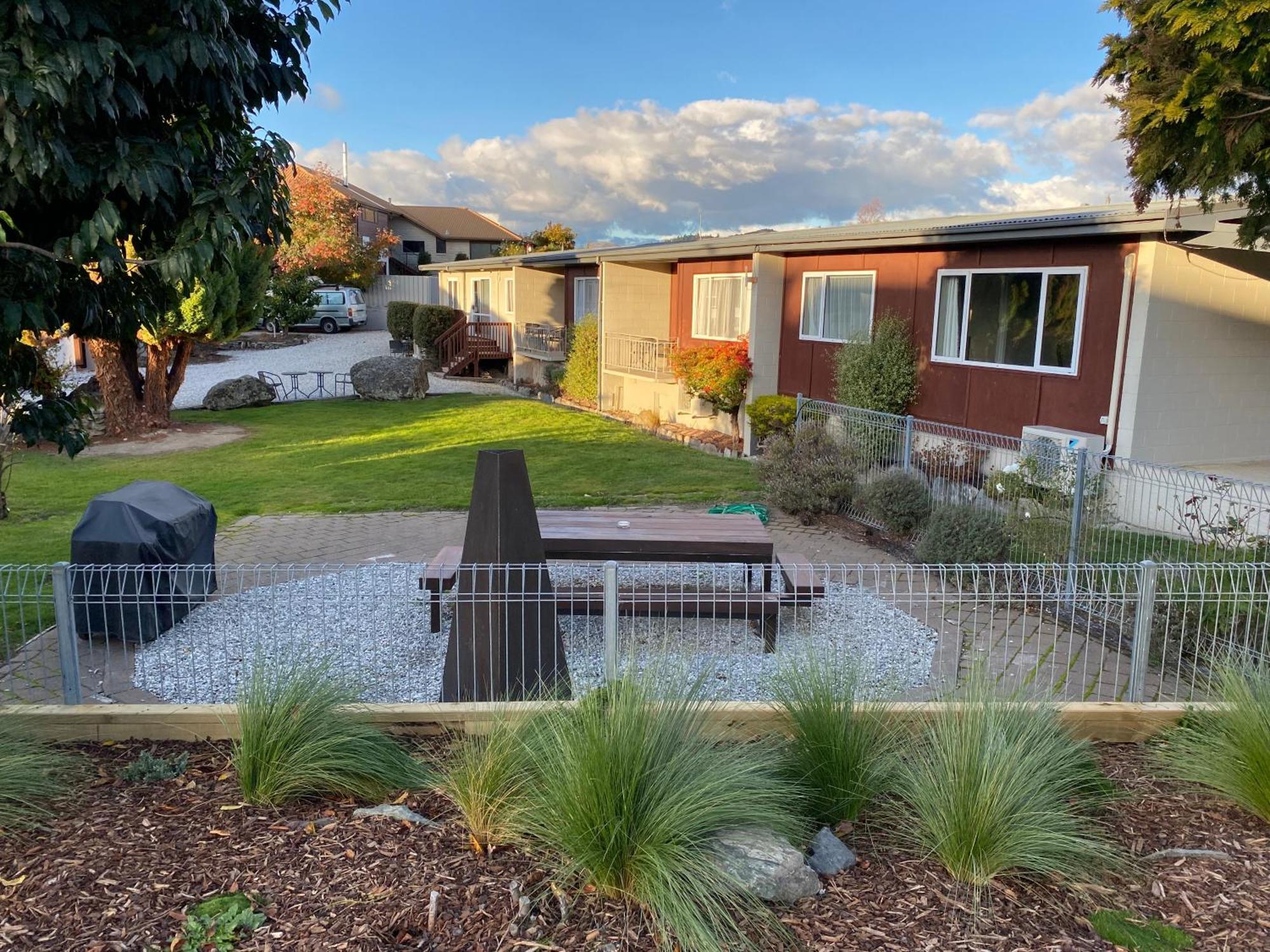 Manuka Crescent Motel Wanaka Esterno foto