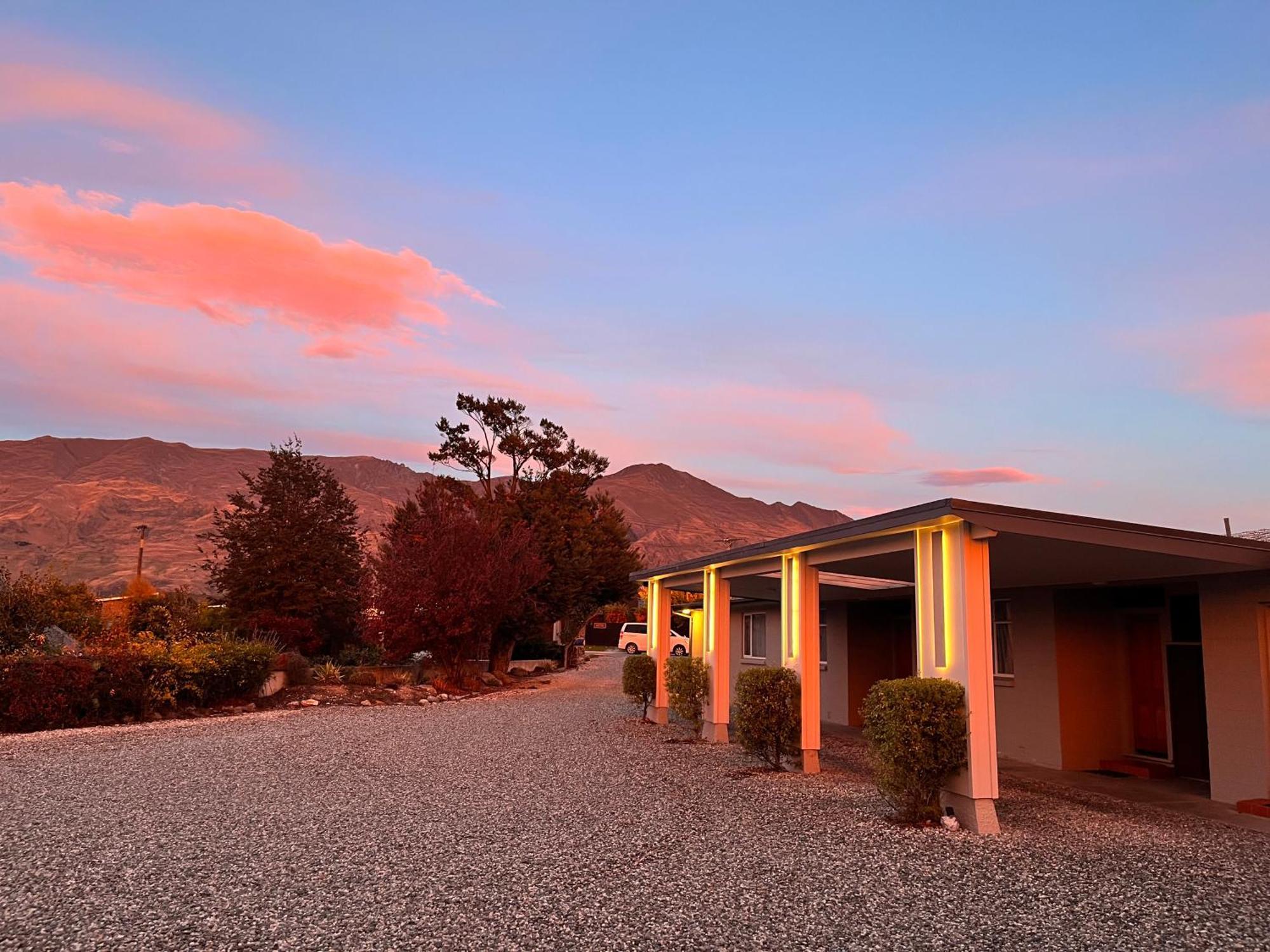 Manuka Crescent Motel Wanaka Esterno foto